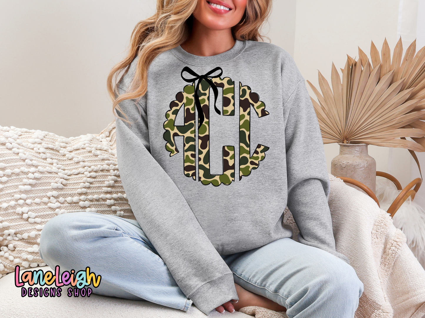 Duck Bow Monogram Crew